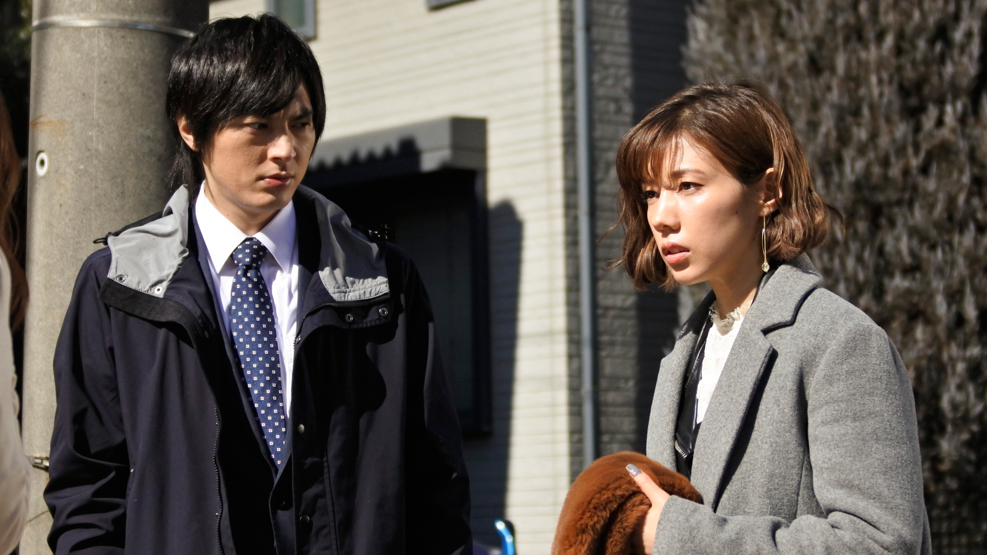 無料テレビでホリデイラブを視聴する