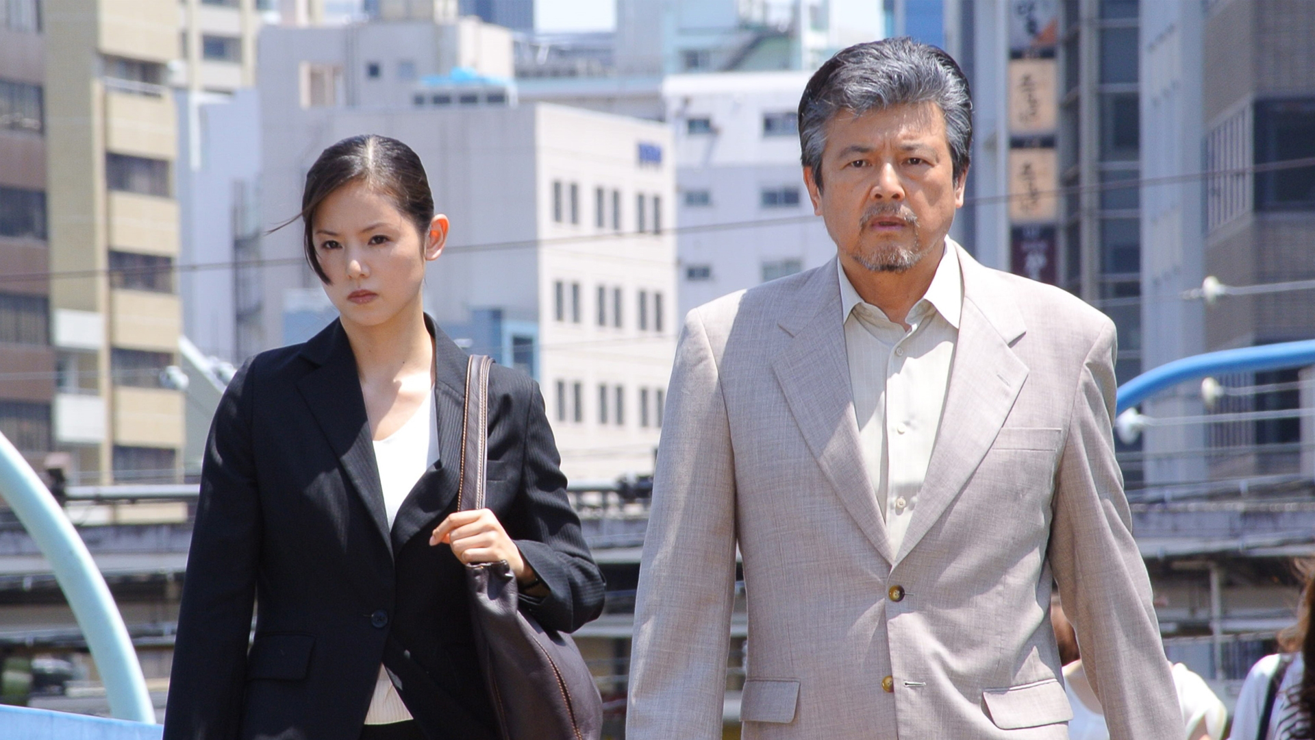 無料テレビで最も遠い銀河を視聴する