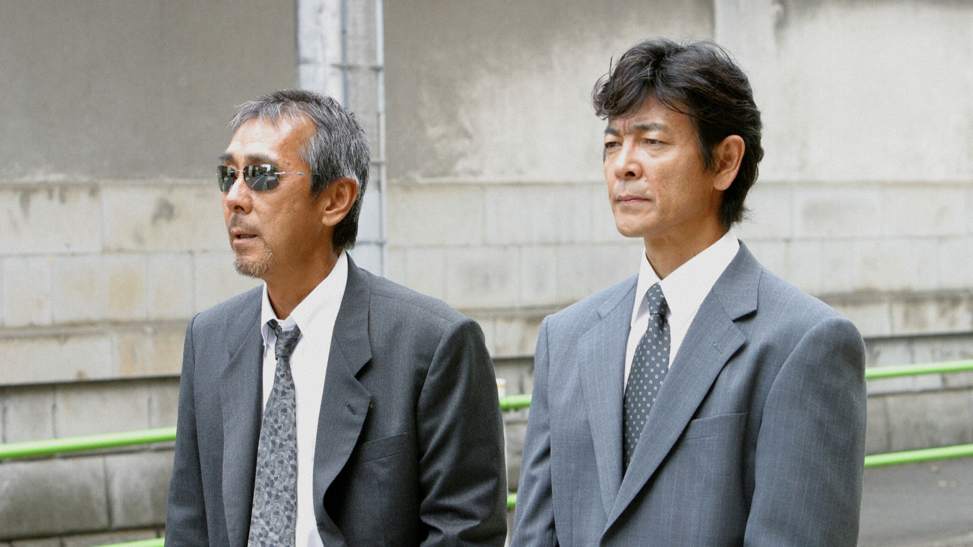 無料テレビで刑事部屋　～六本木おかしな捜査班～を視聴する